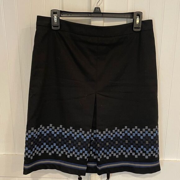ANN Taylor Loft, black skirt with blue accents size 8. - Picture 1 of 5